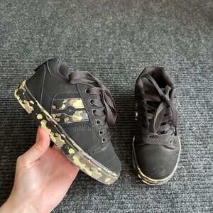 Heelys Youth 13C Black Camo Skate Shoes Roller Sneakers Low Top Camouflage
